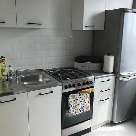 Apartament Nadia 2 アパート *