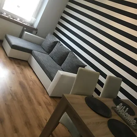 アパート Apartament Nadia 2