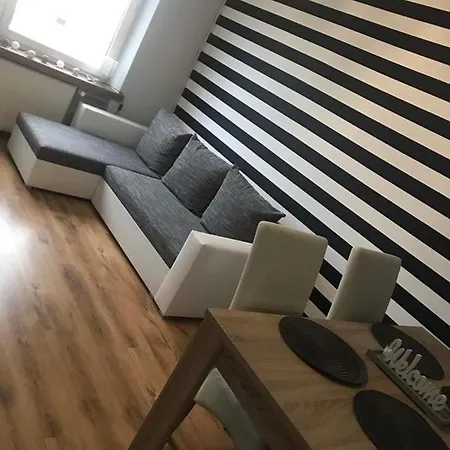 Apartament Nadia 2 Apartment *